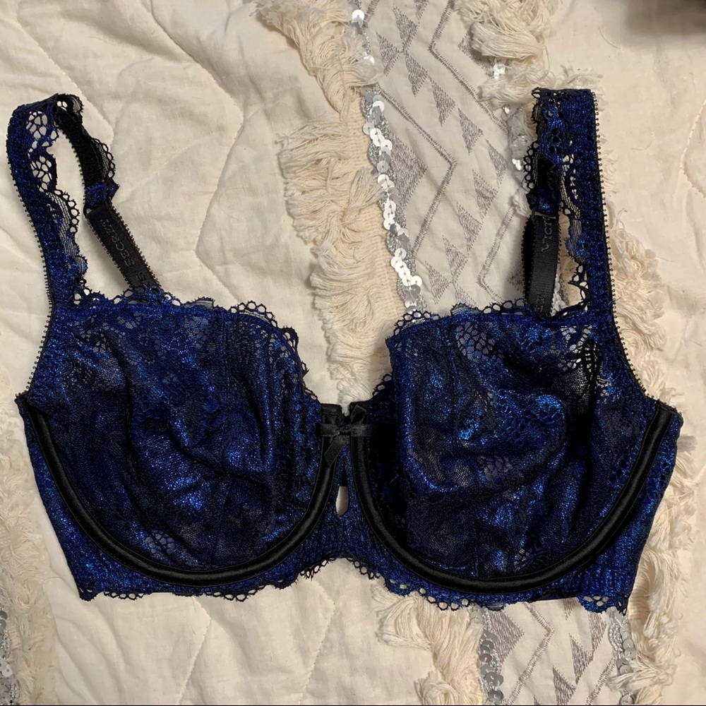 Victoria's Secret Lace Unlined Demi Bra